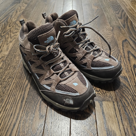 The North Face hiking boots - Picture 1 of 7